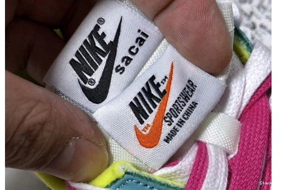 Sacai  Waffle Nike Running BV0073-600 LD Daybreak 0816
